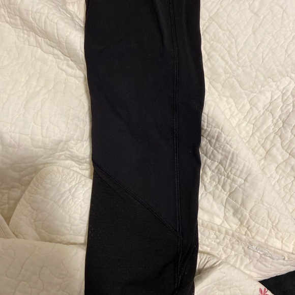 Lululemon High-Rise Workout Leggings, Size XS - Picture 5 of 7